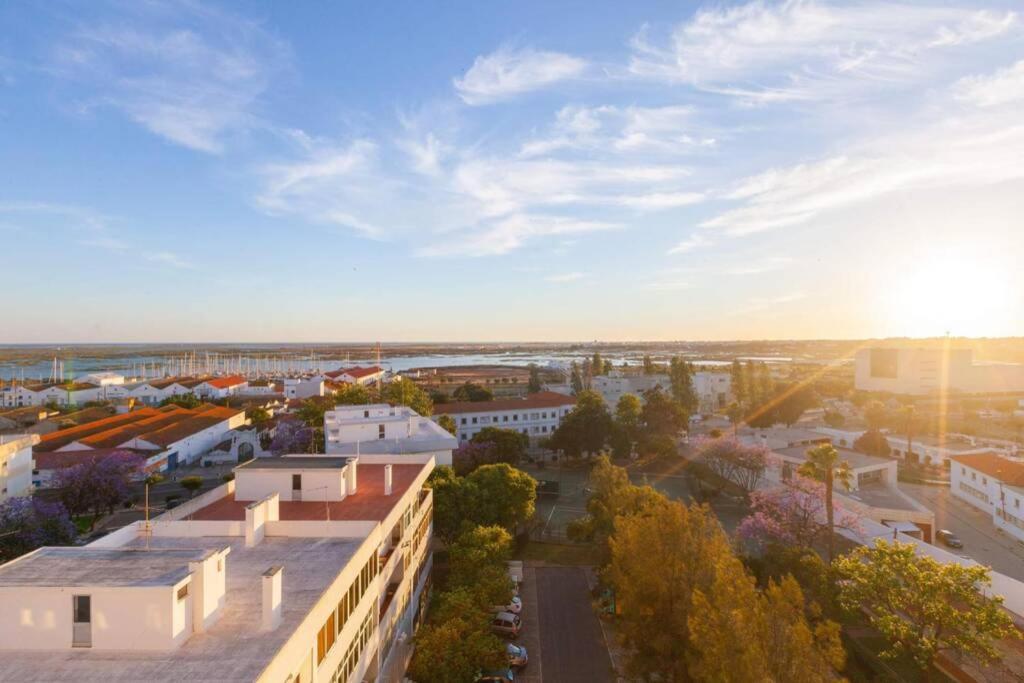 Sunset Entre A Ria E O Teatro Apartment Фаро Екстериор снимка